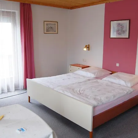 Gaestehaus Fidelis 3*