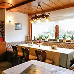Gaestehaus Fidelis Konukevi 3*